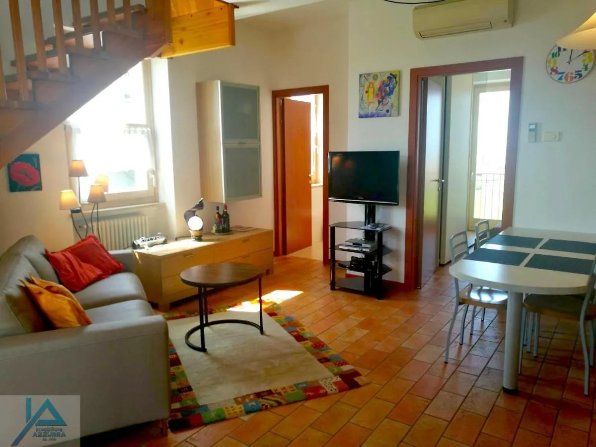 Апартаменты Casa Chiare - Immobiliare Azzurra Бардолино